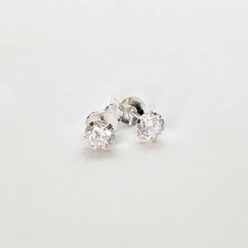 White Round Crystal Stud Earrings 4mm